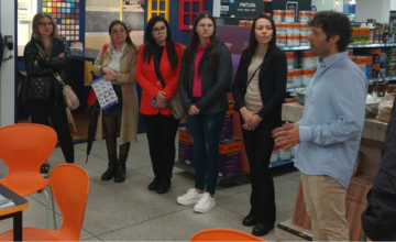 Grupo do Varejo Competitivo visita empresas de Poa